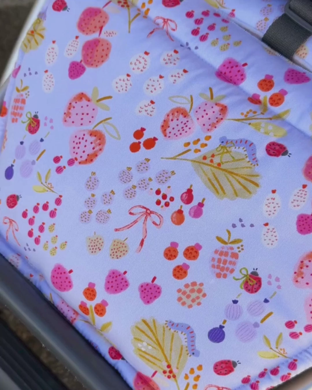 Universal pram liner sunny floral print stroller installation fit demonstration video