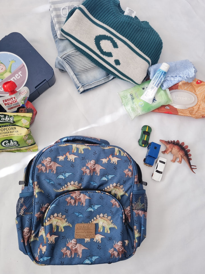 Backpack-Toddler-wonderland-4-children-packed